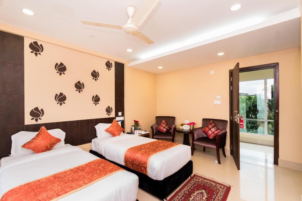 Central Courtyard Boutique Hotel Силигури Экстерьер фото