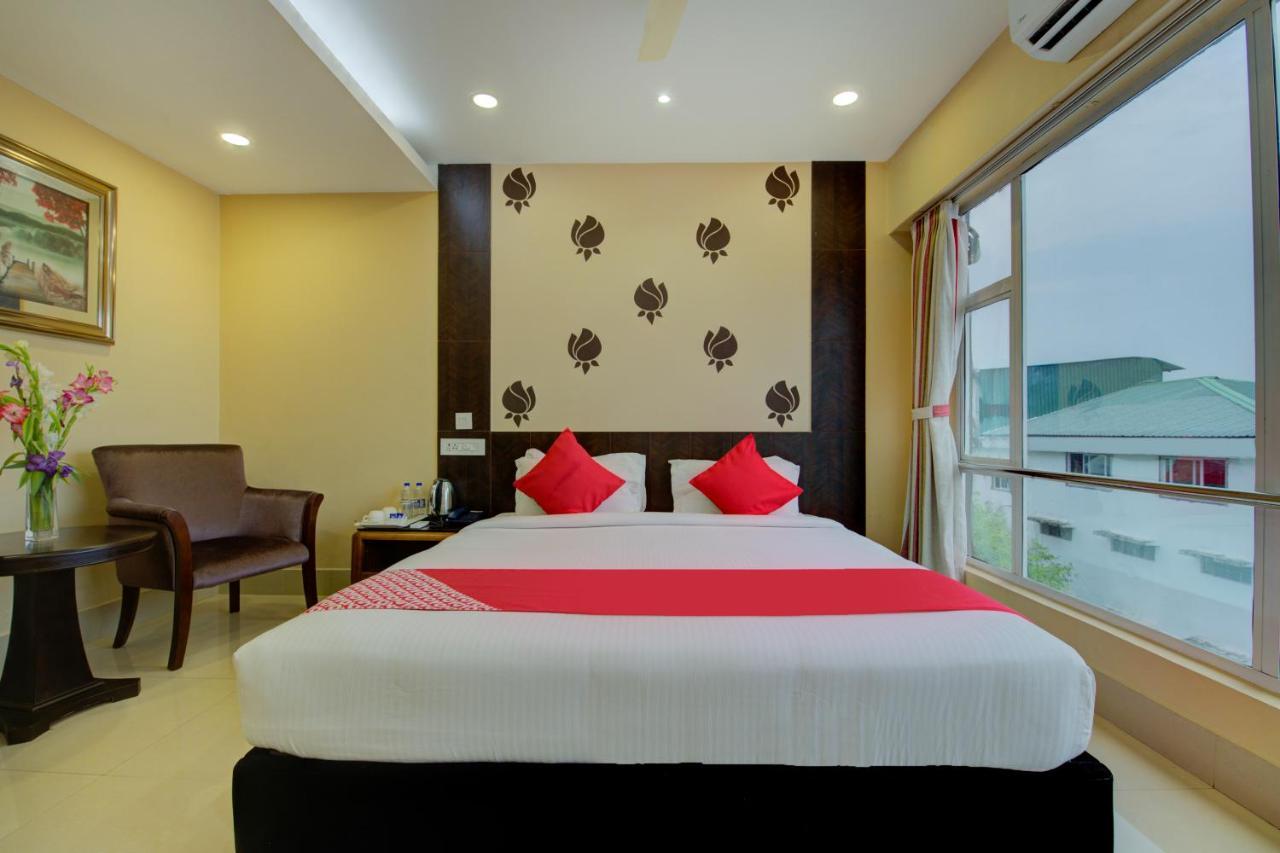 Central Courtyard Boutique Hotel Силигури Экстерьер фото