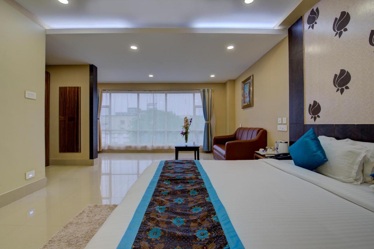 Central Courtyard Boutique Hotel Силигури Экстерьер фото