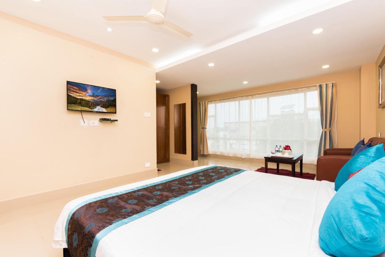 Central Courtyard Boutique Hotel Силигури Экстерьер фото