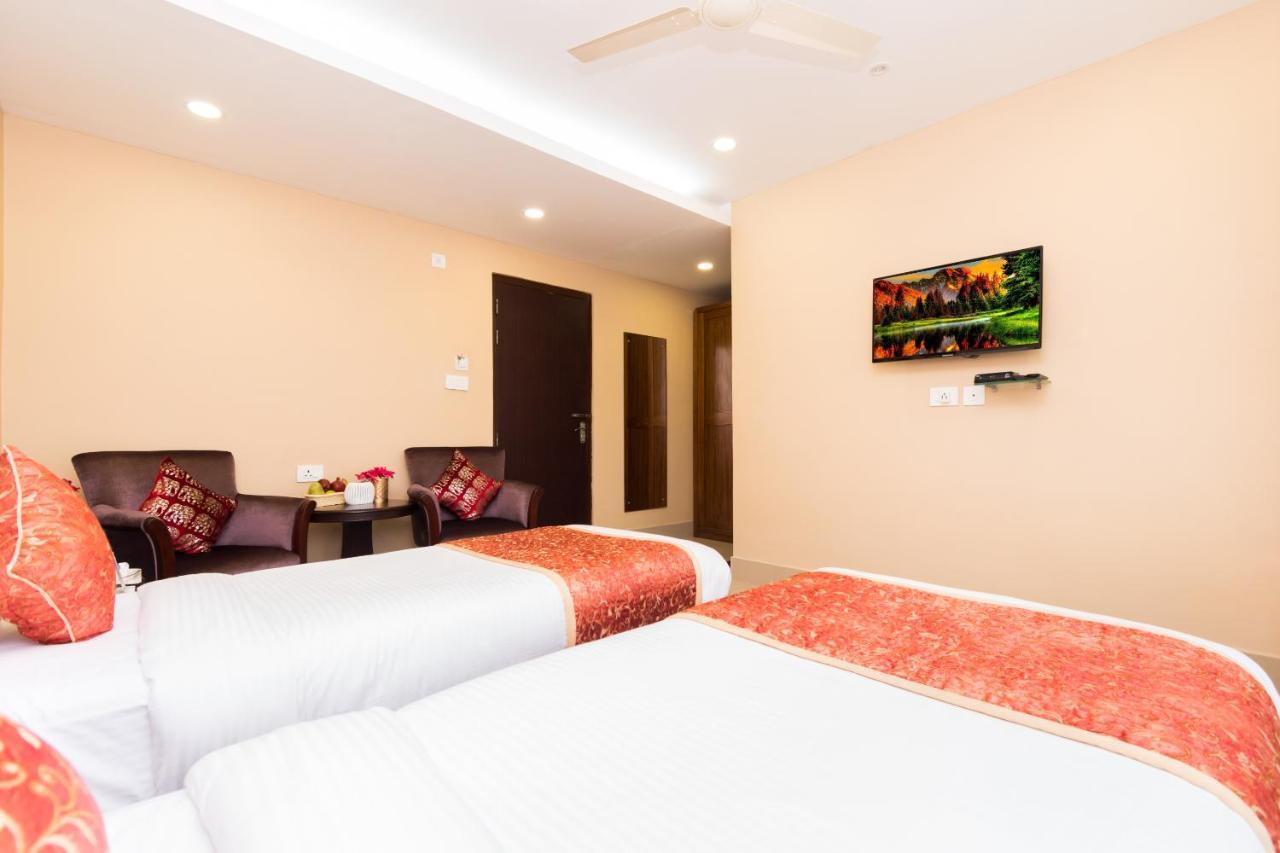 Central Courtyard Boutique Hotel Силигури Экстерьер фото