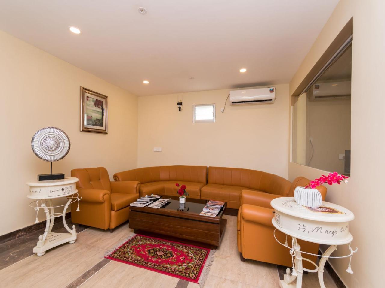 Central Courtyard Boutique Hotel Силигури Экстерьер фото