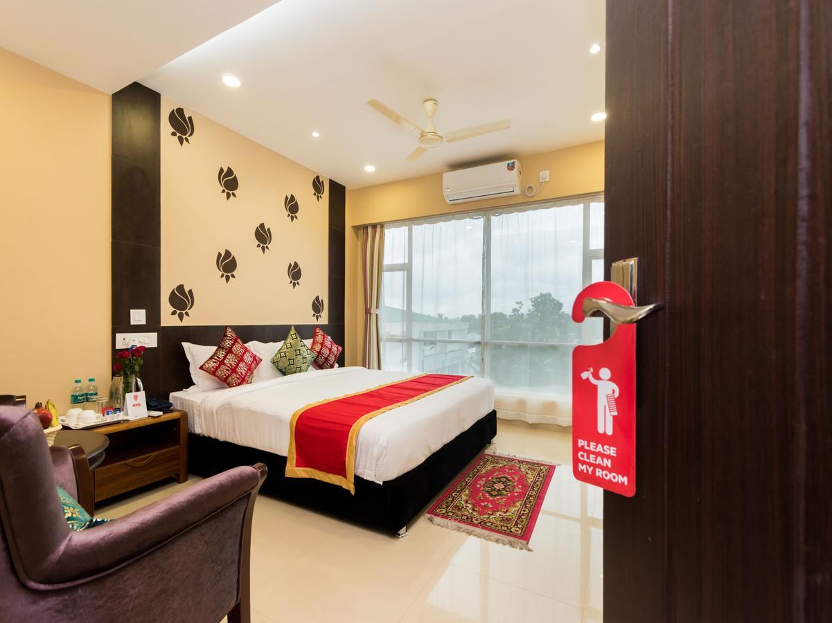 Central Courtyard Boutique Hotel Силигури Экстерьер фото
