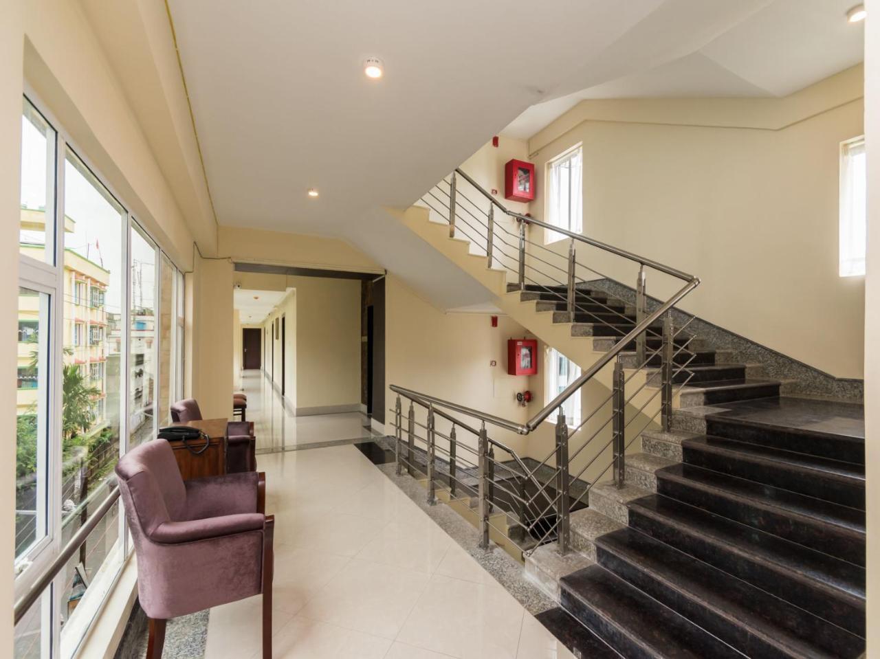 Central Courtyard Boutique Hotel Силигури Экстерьер фото